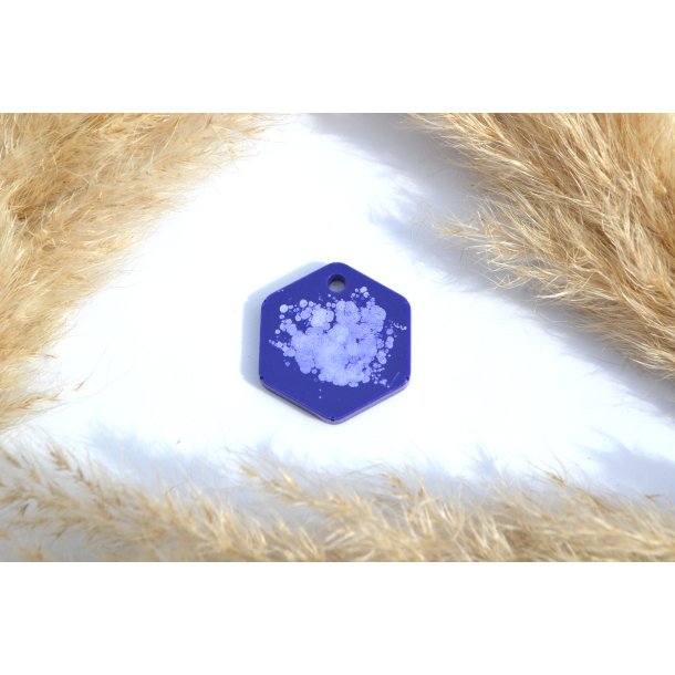 Hundetegn, stort hexagon, lilla med effekt