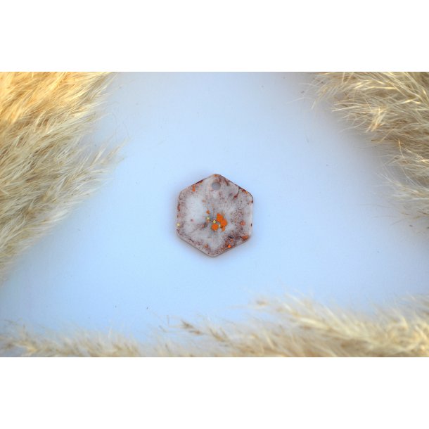 Hundetegn, mellem hexagon, hvid med glimmer med blade