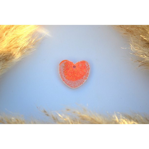 Hundetegn, stort hjerte, blomster, orange, hvid