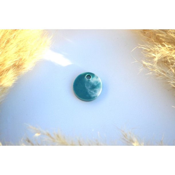 Hundetegn, mellem rund, grnlig med hvid