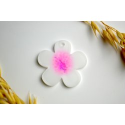 Hundetegn, stor blomst, hvid med pink glitter