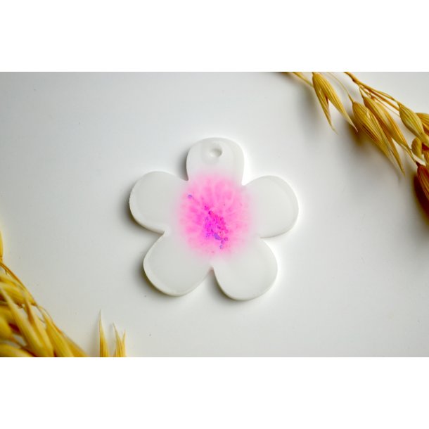 Hundetegn, stor blomst, hvid med pink glitter