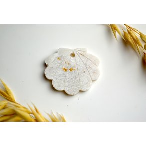 Hundetegn, stor musling, perlemor med bladguld