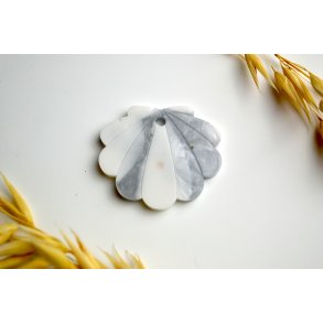 Hundetegn, stor musling, hvid med s�lv og glitter