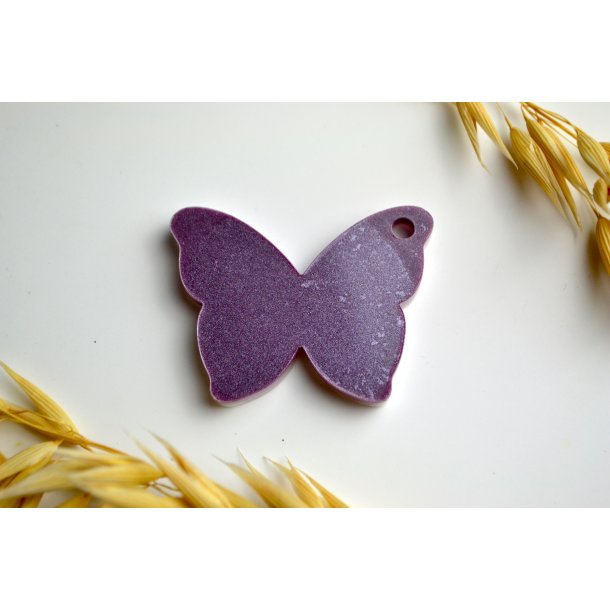 Hundetegn, stor sommerfugl, hvid med lilla shimmer