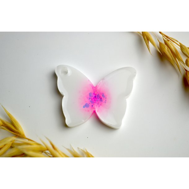 Hundetegn, stor sommerfugl, hvid med pink glitter