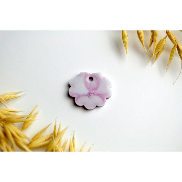 Hundetegn, lille musling, lilla og hvid shimmer